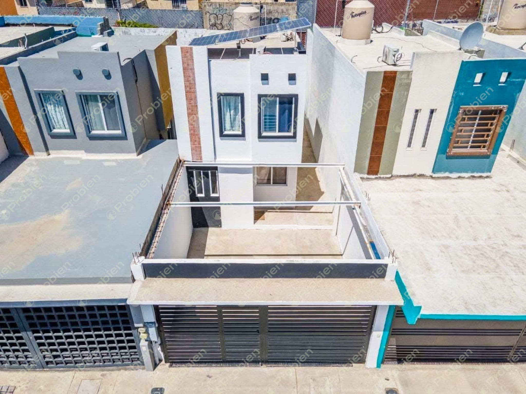 Casa en Renta en La Presa – Privada con Seguridad y Paneles Solares