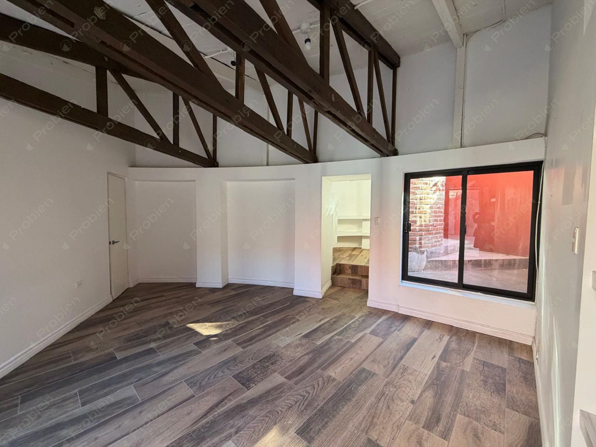 Casa en Renta en Lomas de Aguacaliente – Zona Residencial Tranquila y Bien Ubicada - Foto 17 de 24