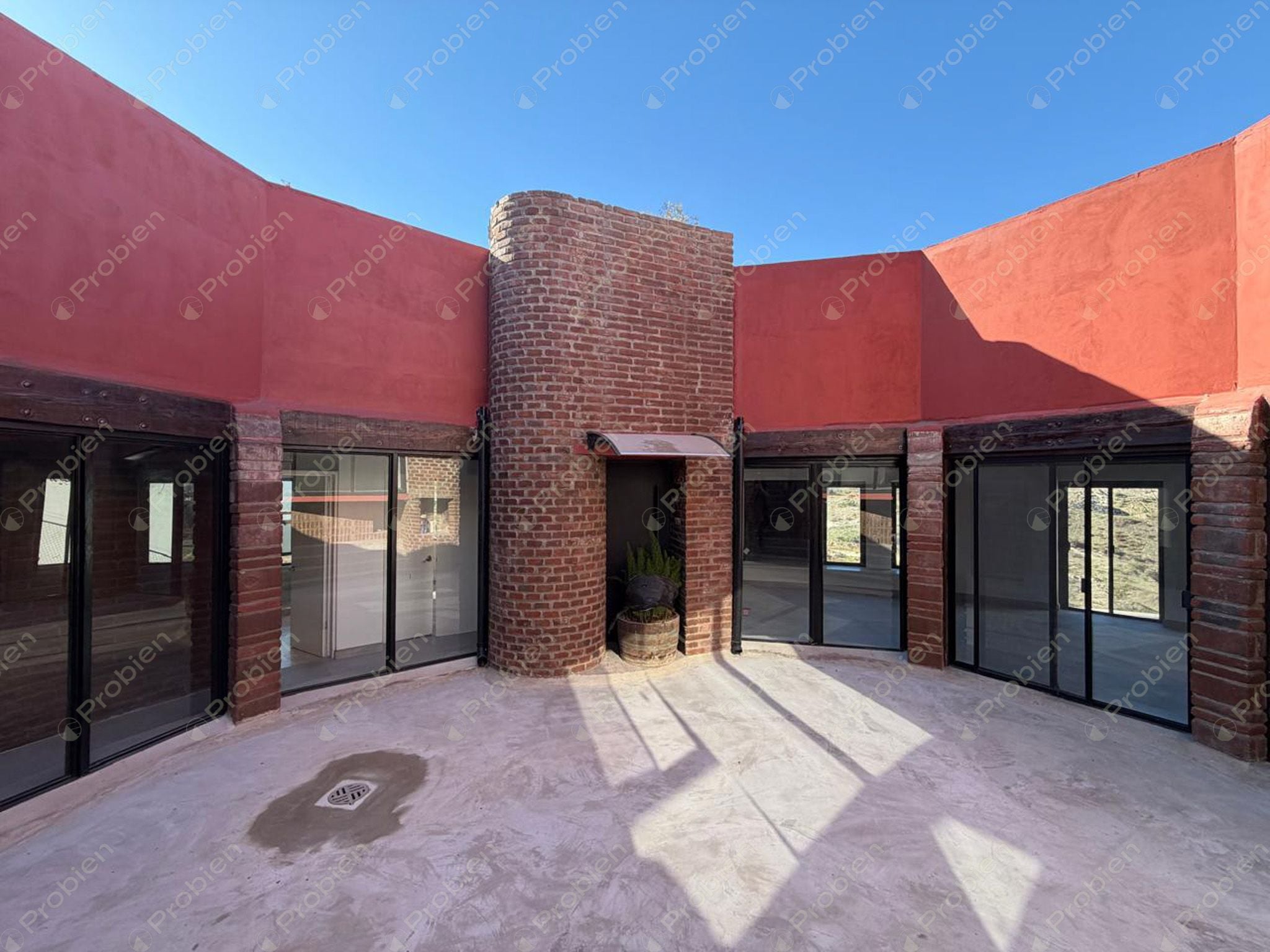 Casa en Renta en Lomas de Aguacaliente – Zona Residencial Tranquila y Bien Ubicada - Foto 2 de 24