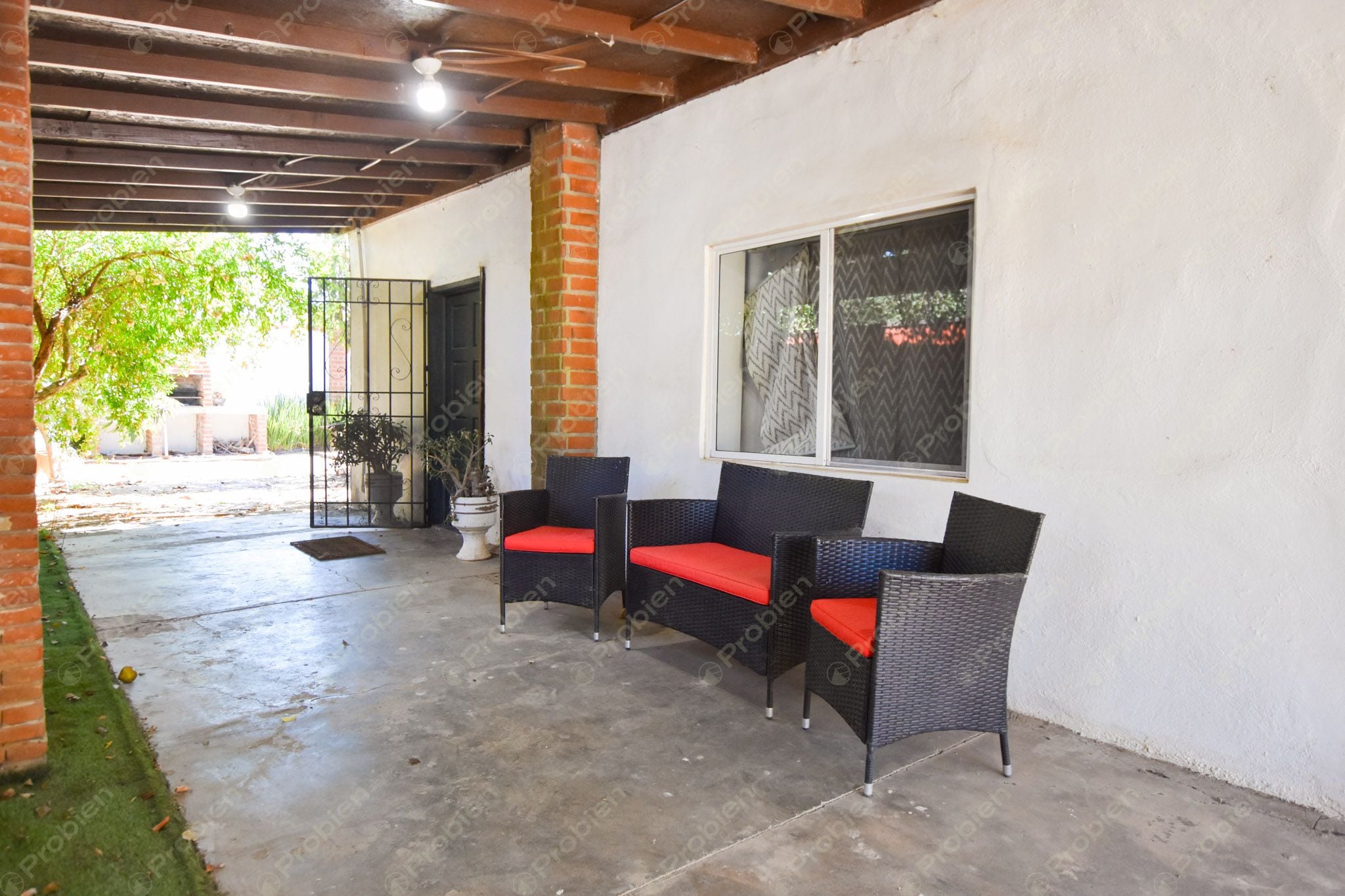 Casa en Renta en Valle de Guadalupe – 2 Recámaras, Amueblada y con Patio - Foto 4 de 23