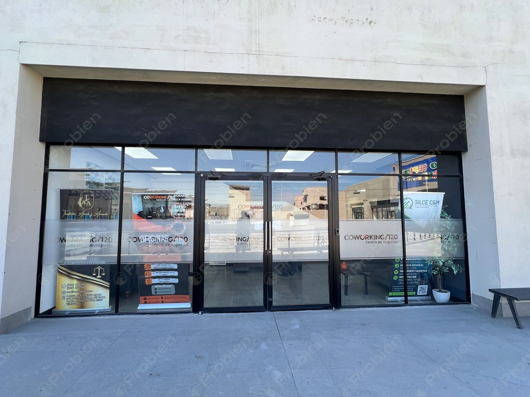 Oficina en Renta Coworking 121.92 m² - En Plaza Alameda Otay - Foto 9 de 12