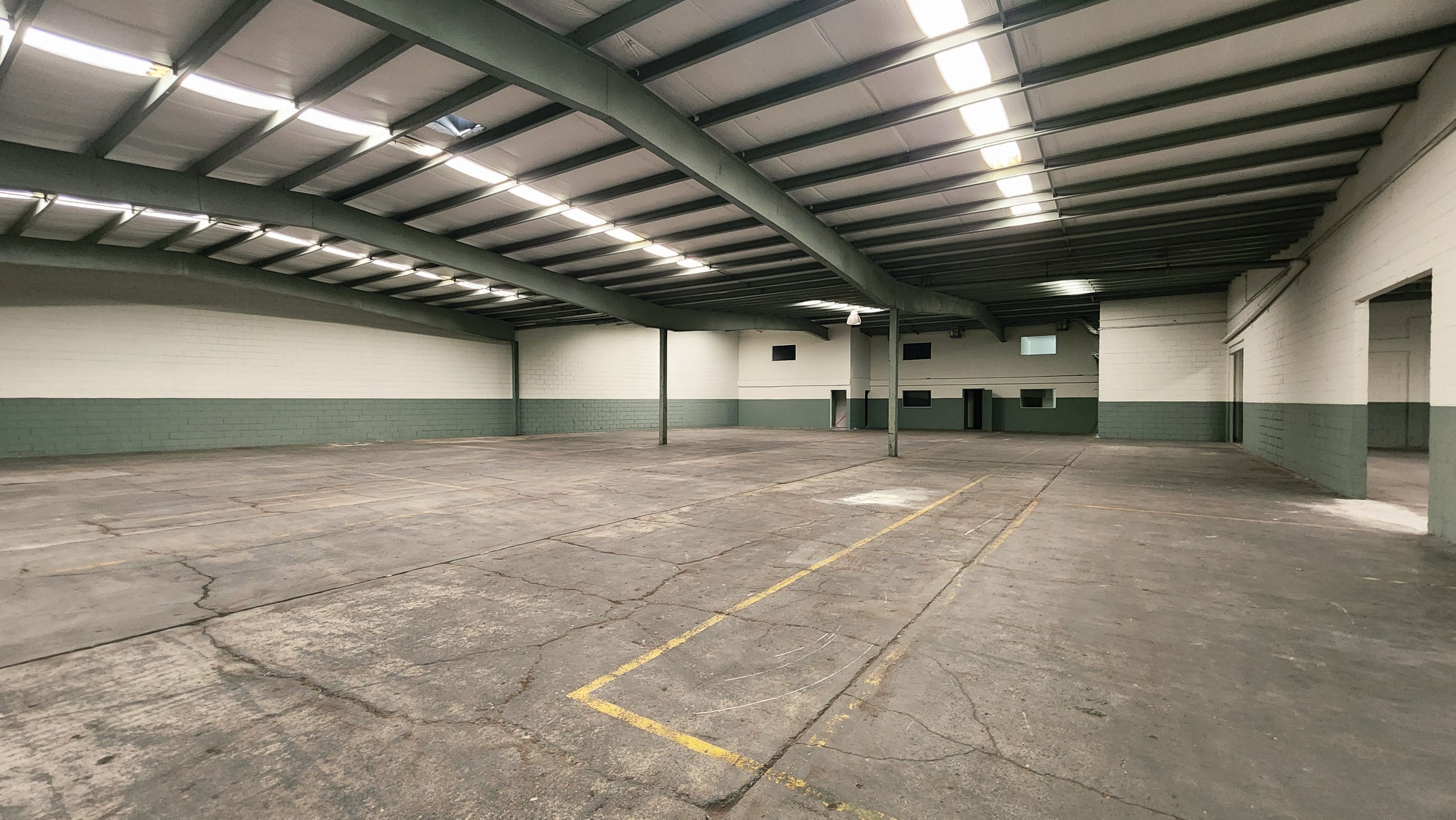 Bodega de 1,923 m² en Renta – Parque Industrial Cibac con Oficinas y Muelle - Foto 3 de 20