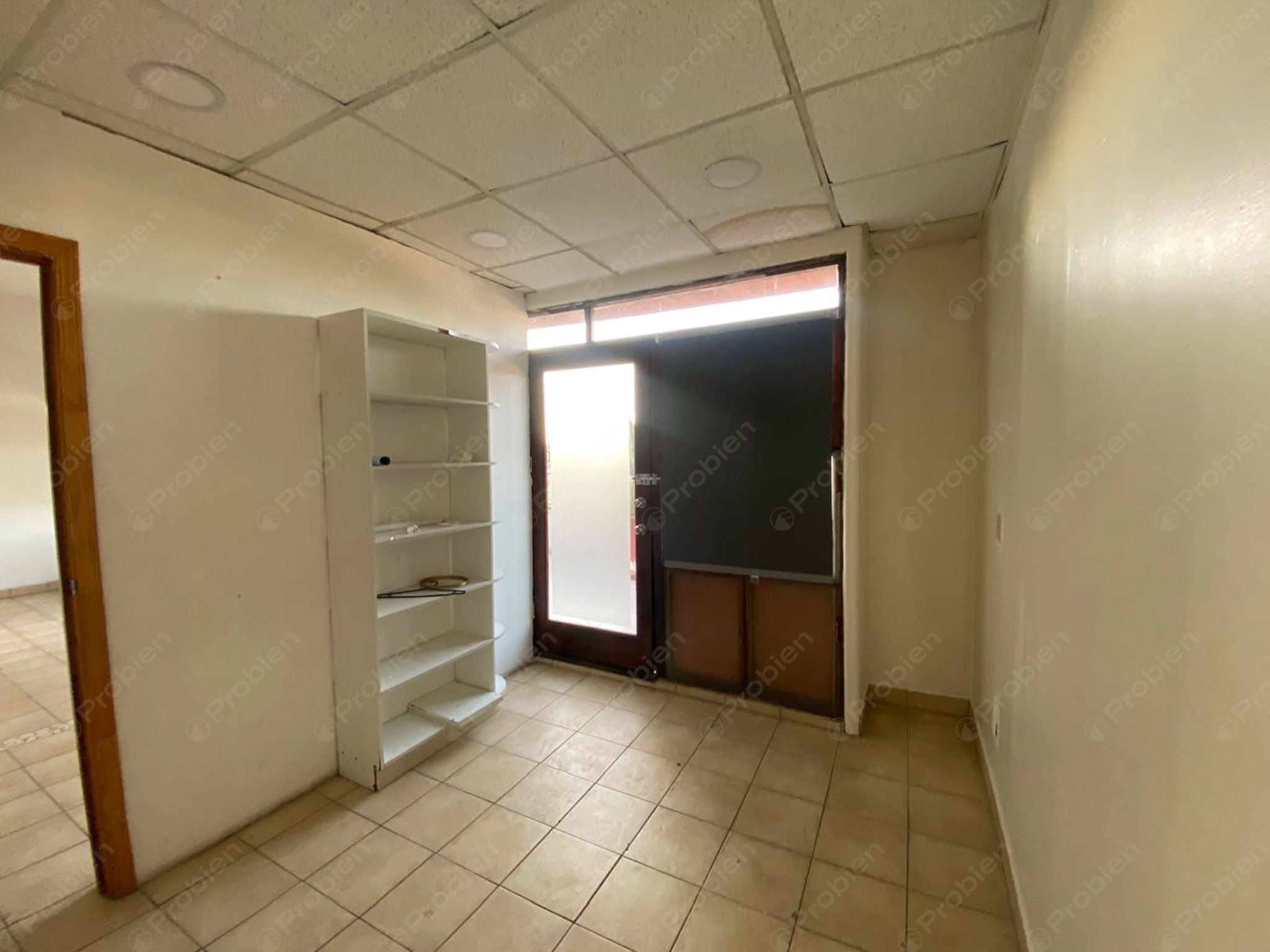 Oficina en Renta en Zona Urbana Río - Espacio Amplio y Bien Ubicado - Foto 9 de 16