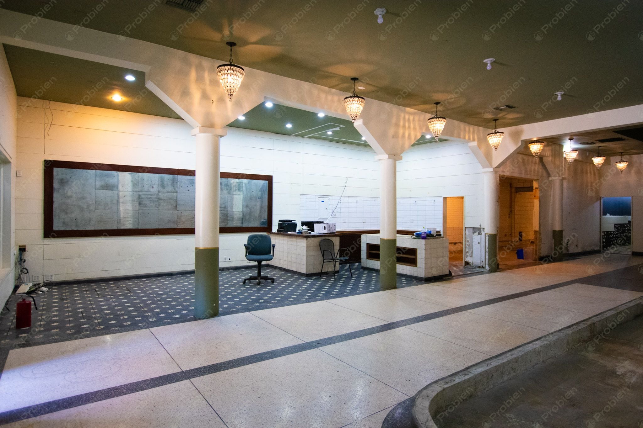 Local Comercial en Renta en Avenida Revolución – ¡Ubicación Estratégica! - Foto 5 de 22