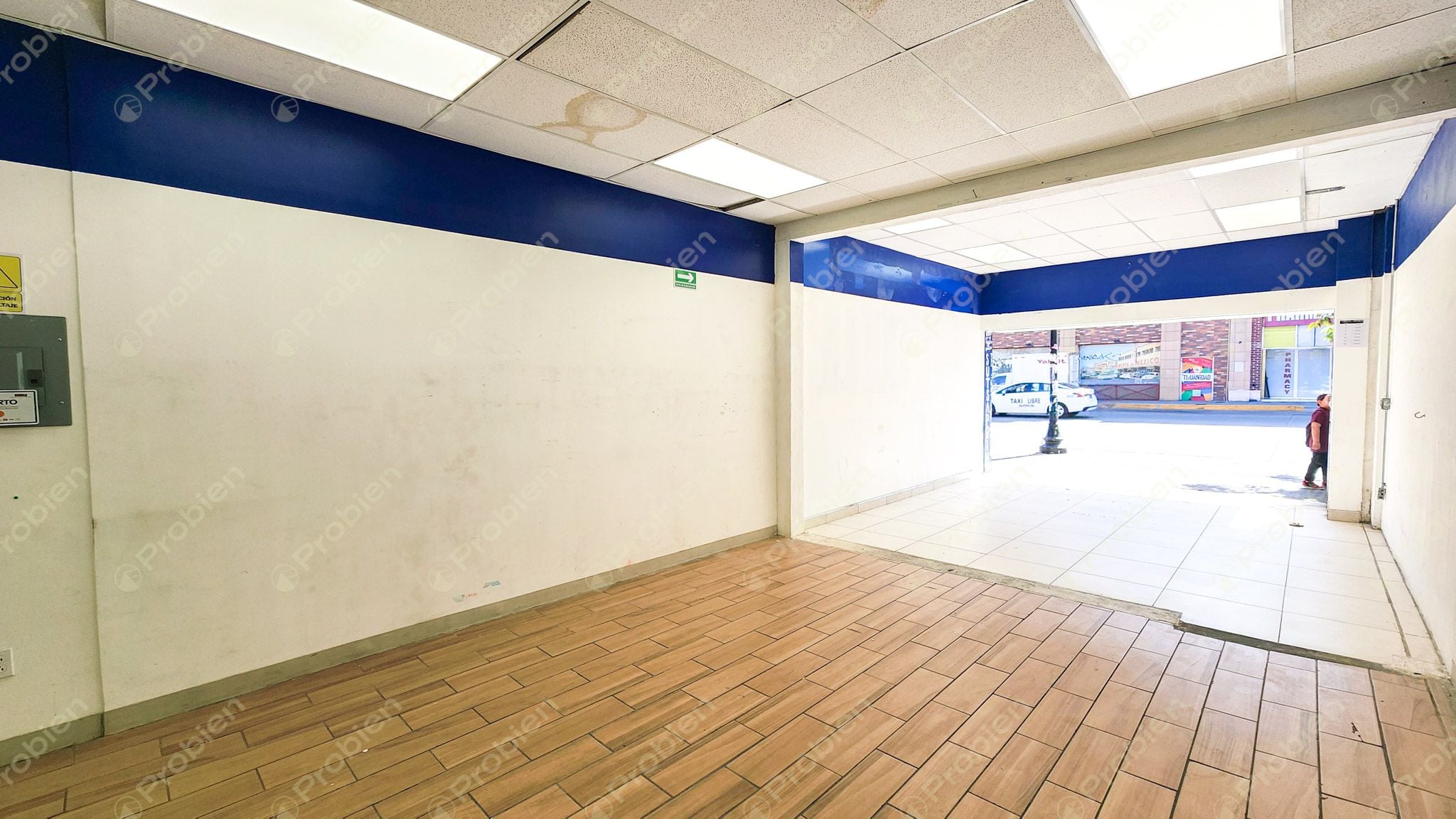 Local Comercial en Renta en Zona Centro – A un Local de la Av. Revolución - Foto 4 de 7