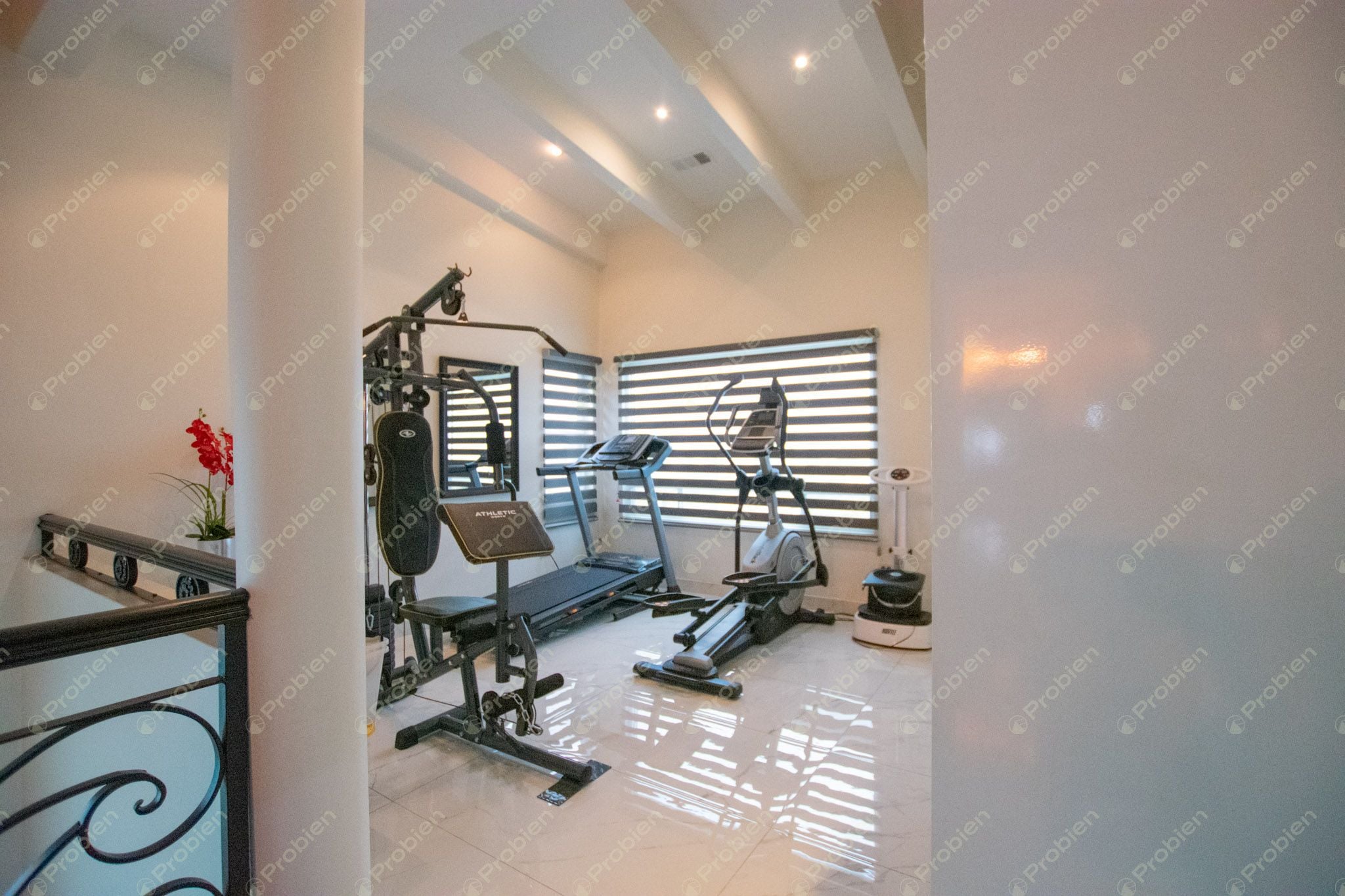 Hermosa Casa en Venta en Puerta de Hierro – Amplia, Iluminada y con Acabados de Lujo - Foto 24 de 40