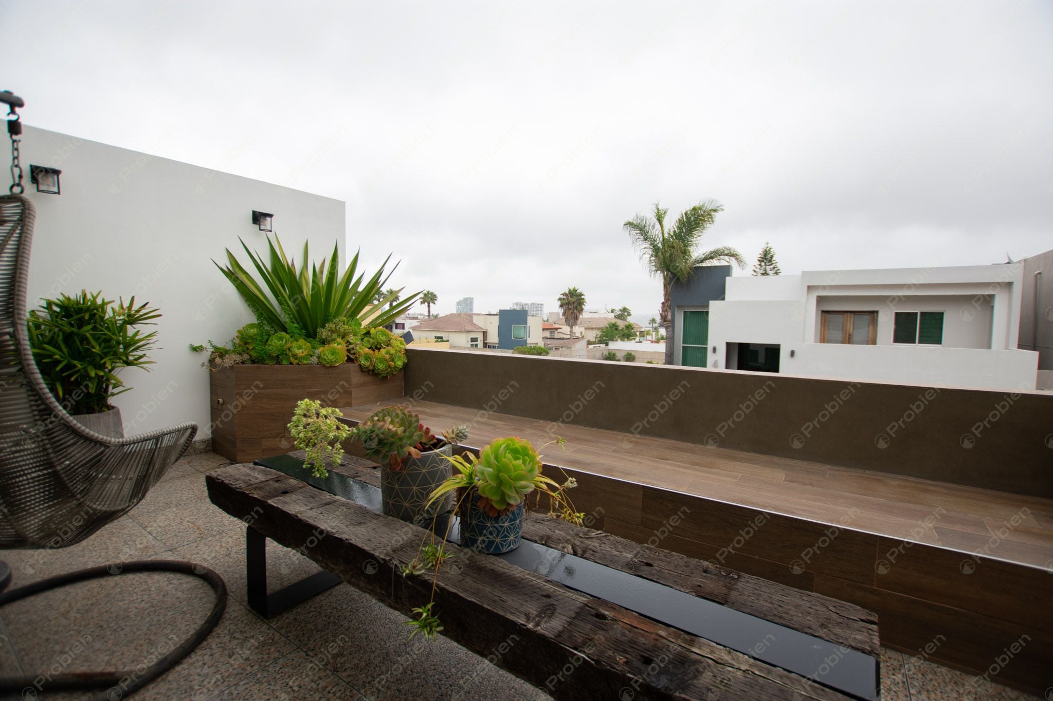 Hermosa Casa en Venta en Puerta de Hierro – Amplia, Iluminada y con Acabados de Lujo - Foto 4 de 40