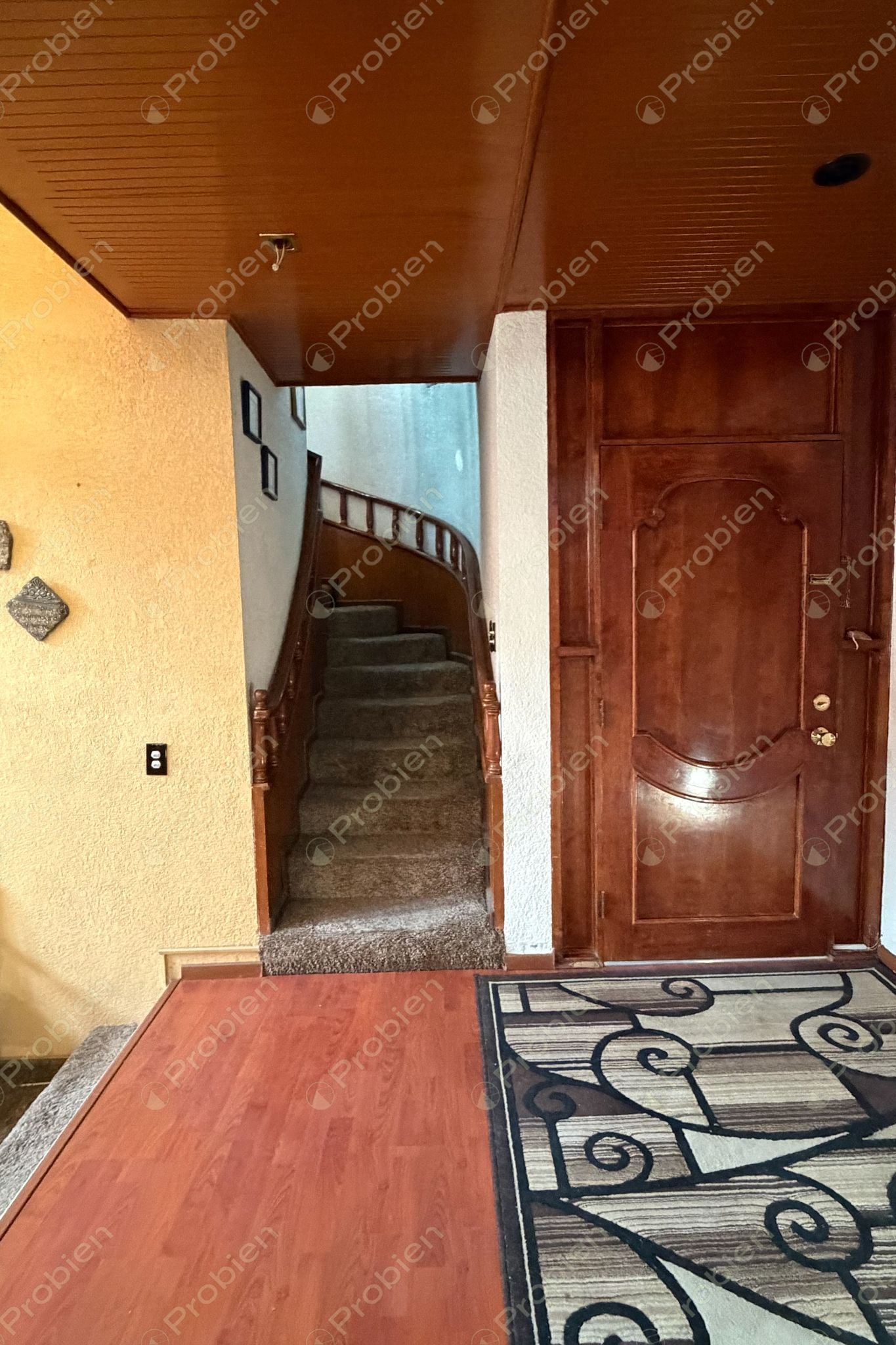 Casa en Venta en Las Torres Parte Baja | Amplia Residencia con Potencial Comercial - Foto 4 de 26