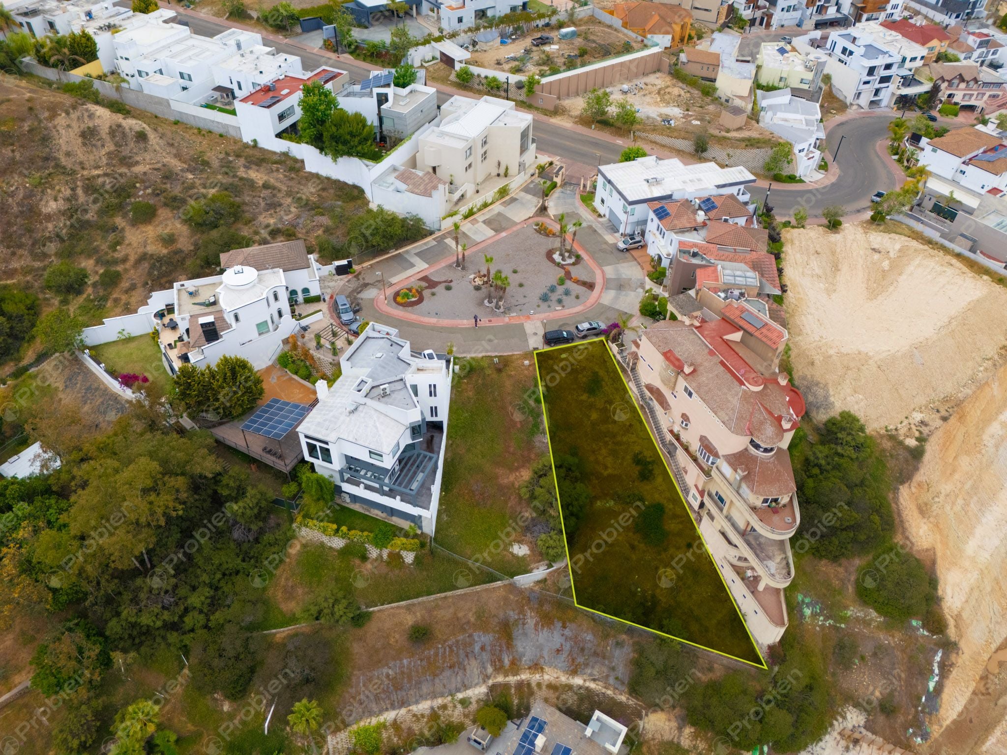 Terreno en Venta en Privada - Colonia Cumbres de Juárez – 556 m² con Vista Panorámica - Foto 1 de 7