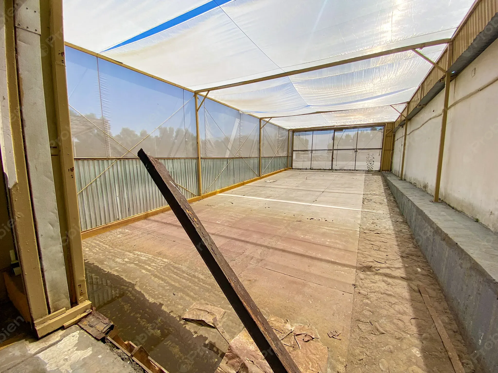 Bodega en Venta - En Valle de las Palmas - Foto 14 de 27