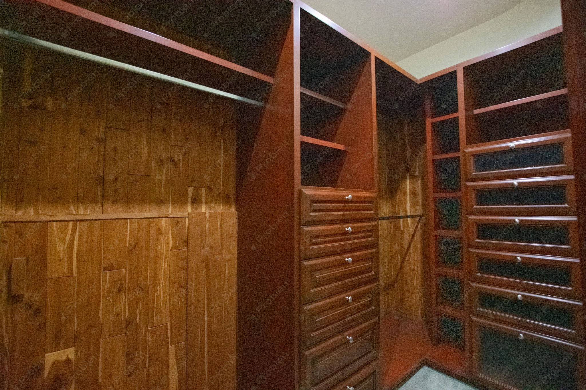 Casa en Venta en Puerta de Hierro – Estilo Californiano en Privada Exclusiva - Foto 14 de 27