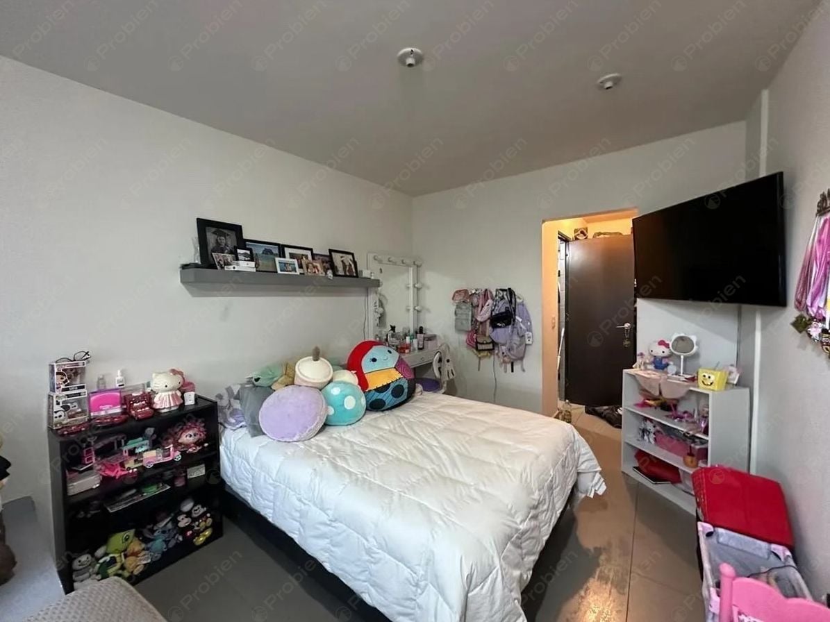 Casa en Venta en Privada Rioja, Colinas de California – 3 Niveles con Terrazas y Amenidades - Foto 13 de 15