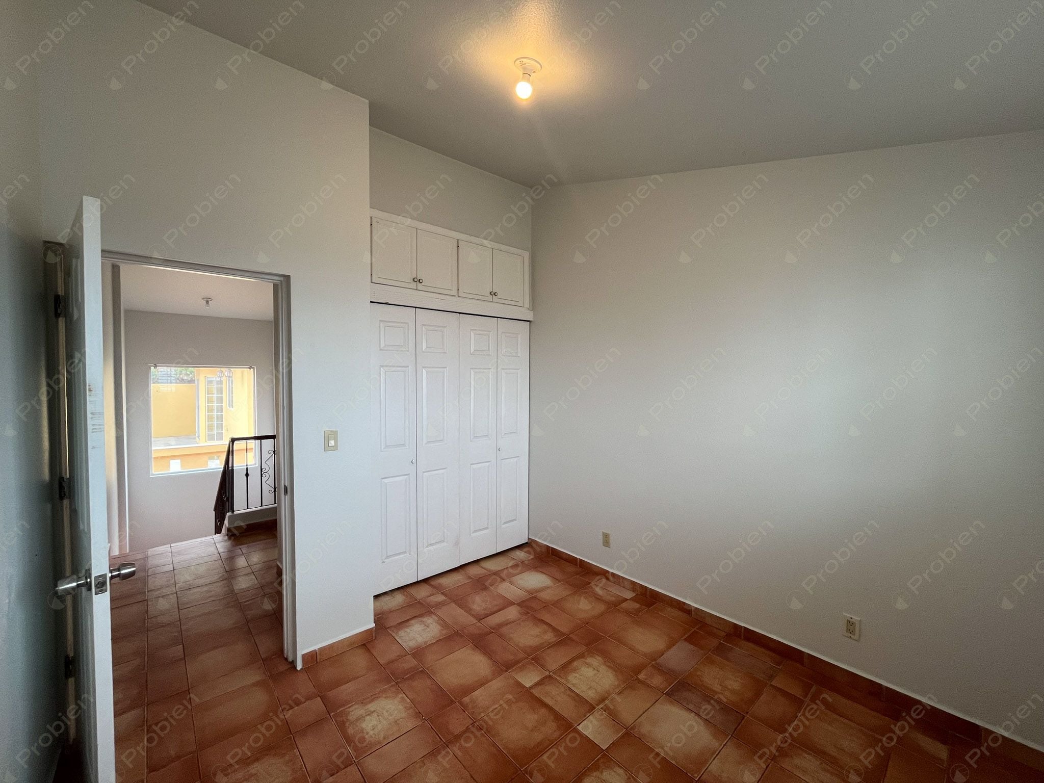 Casa en venta con Vista al Mar en Villamar – 4 Recámaras, Terraza y Patio con Pérgola - Foto 12 de 30