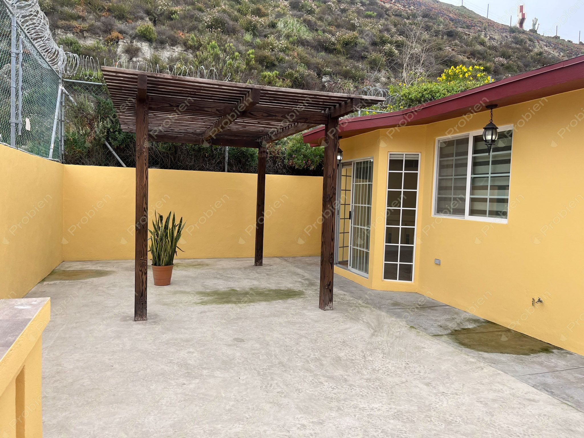 Casa en venta con Vista al Mar en Villamar – 4 Recámaras, Terraza y Patio con Pérgola - Foto 25 de 30