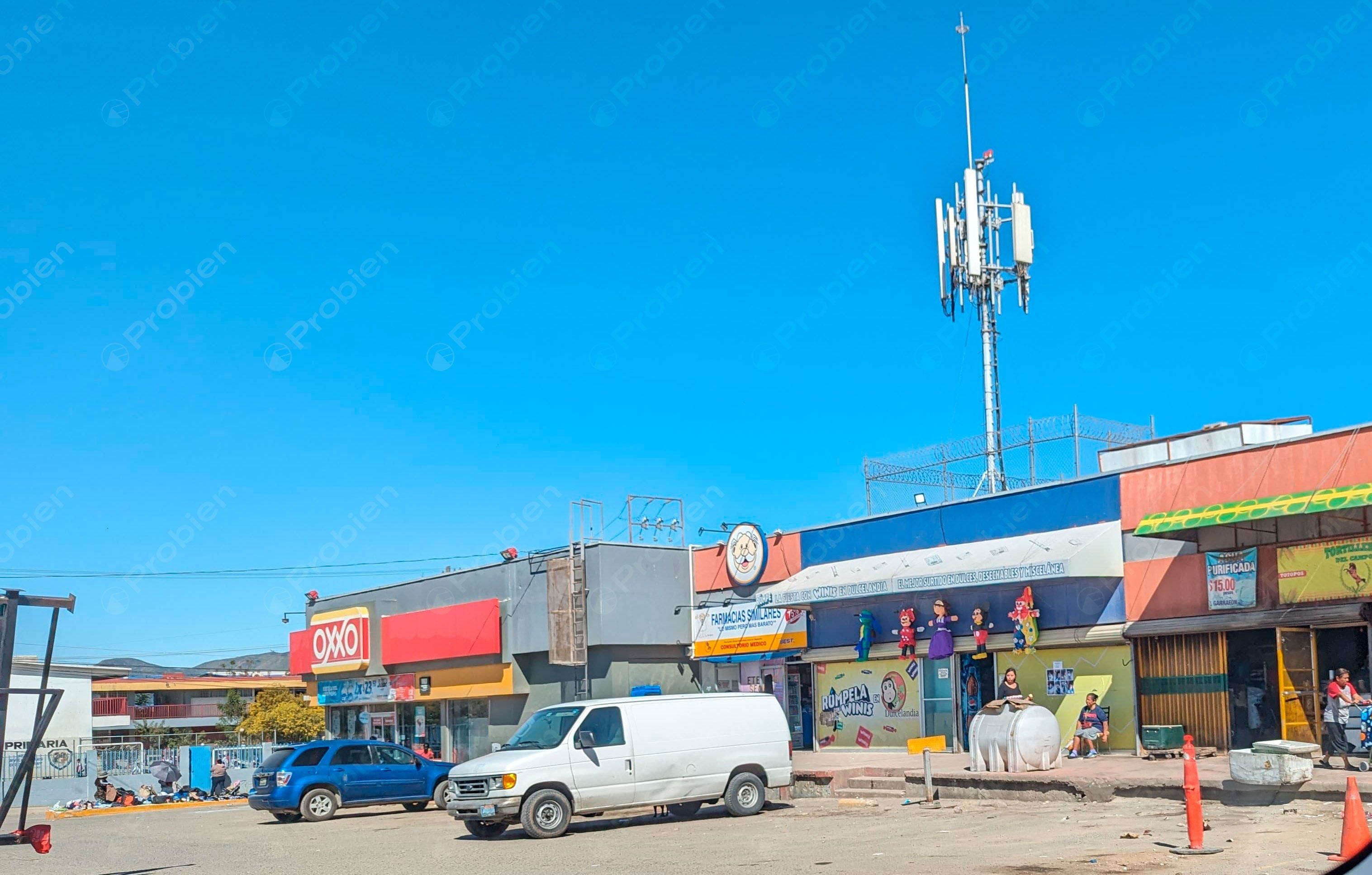 Centro comercial en Venta - Villas del Campo - Foto 1 de 4