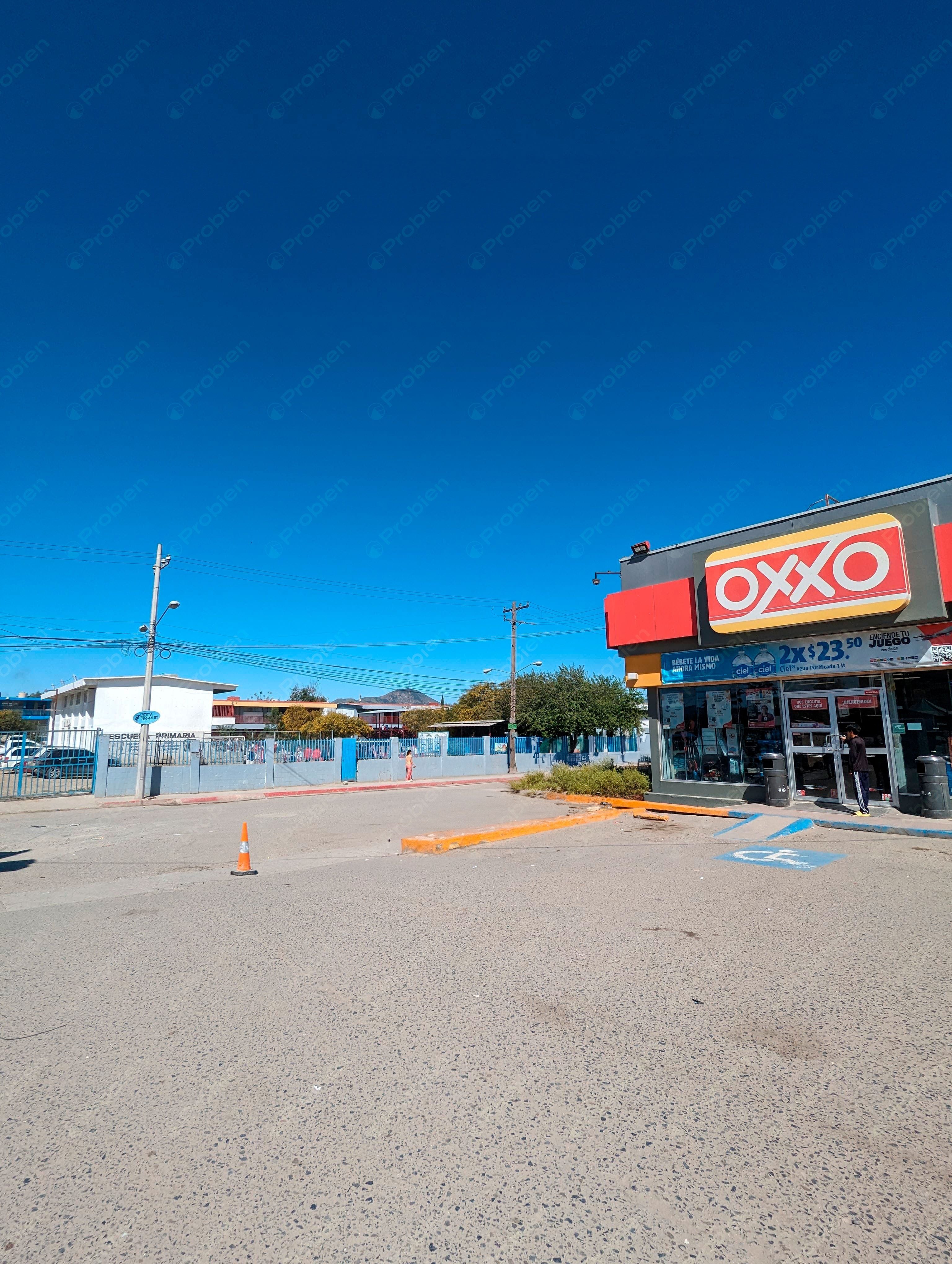 Centro comercial en Venta - Villas del Campo - Foto 3 de 4