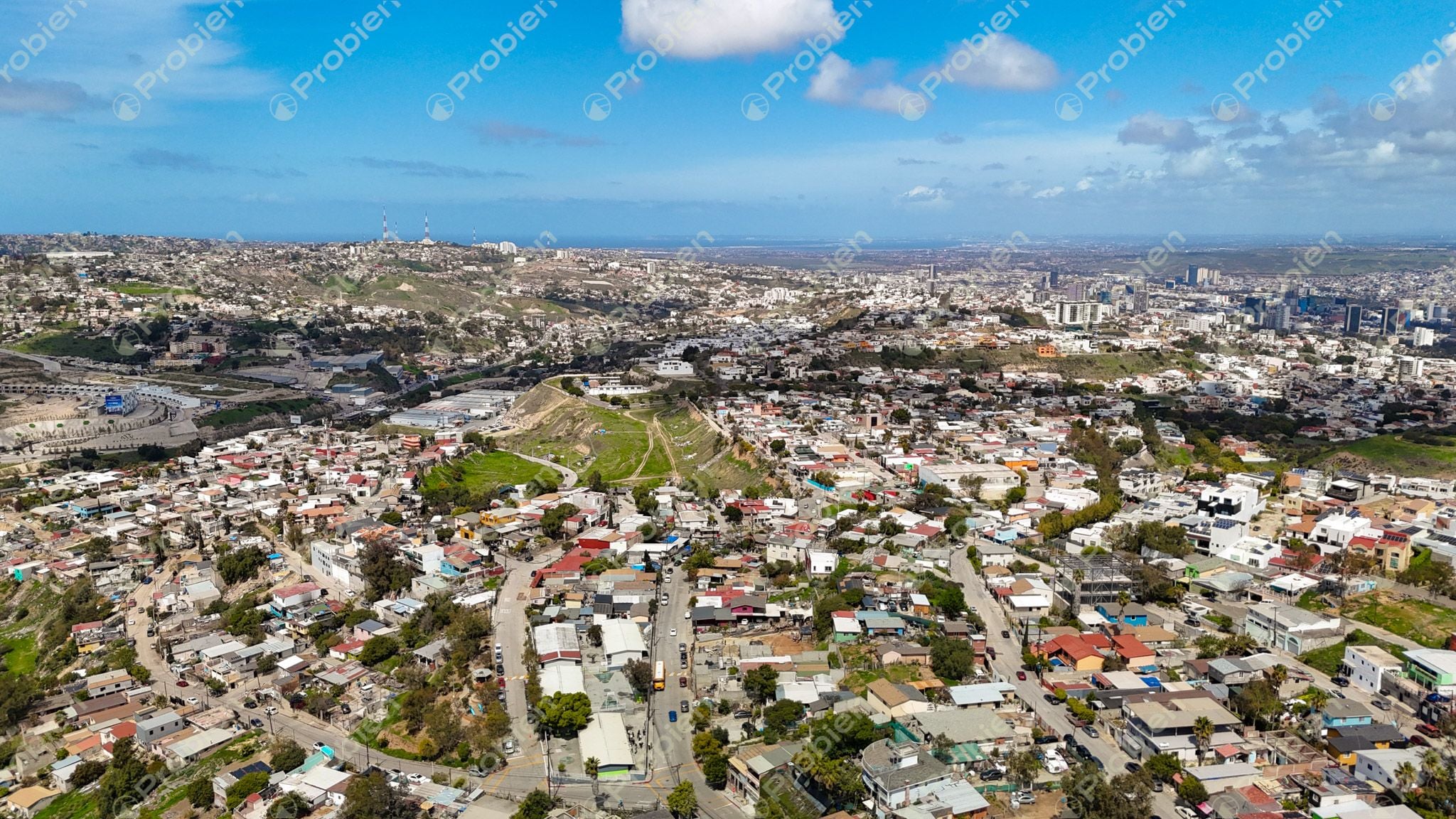 Casas en Venta en Las Plazas Privada AGATA – 4 Niveles, Terraza y Espacios Amplios - Foto 9 de 16