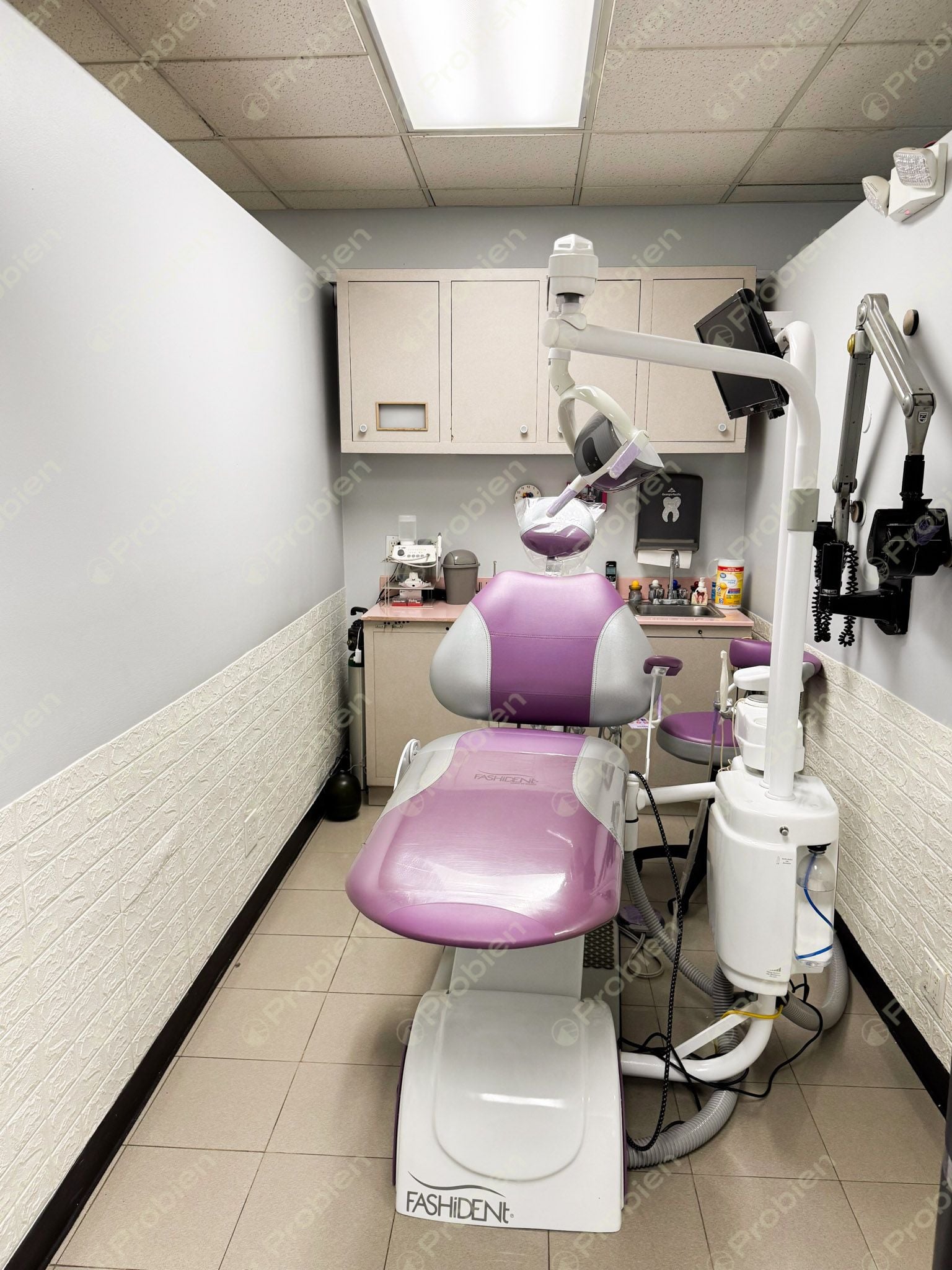 Edificio en Venta en Zona Centro de Tijuana – 8 Consultorios, Estacionamiento y Penthouse - Foto 9 de 18