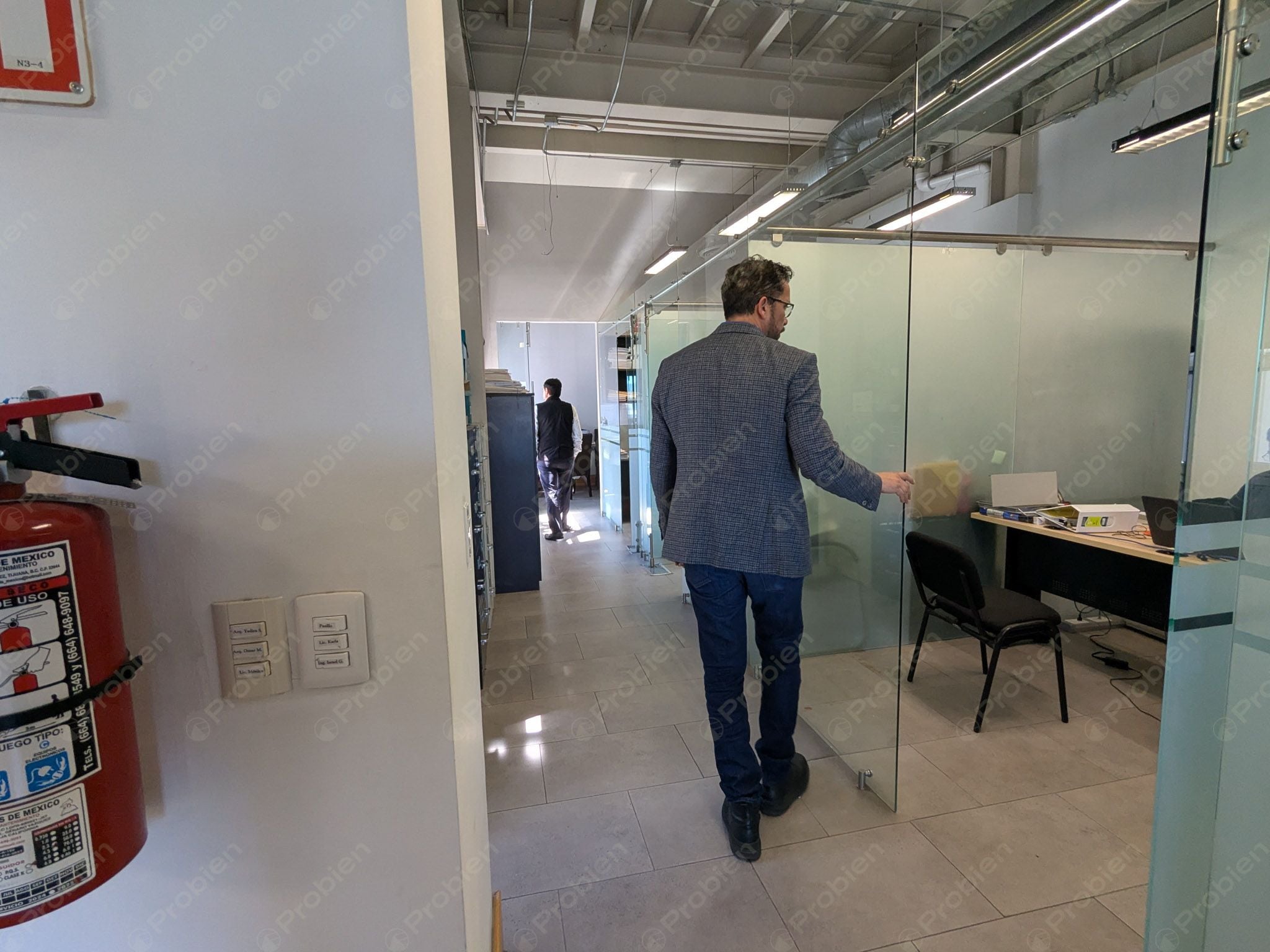 Terreno con edificio Corporativo en Venta – Vía Rápida, Zona Río 3ra Etapa - Foto 9 de 29