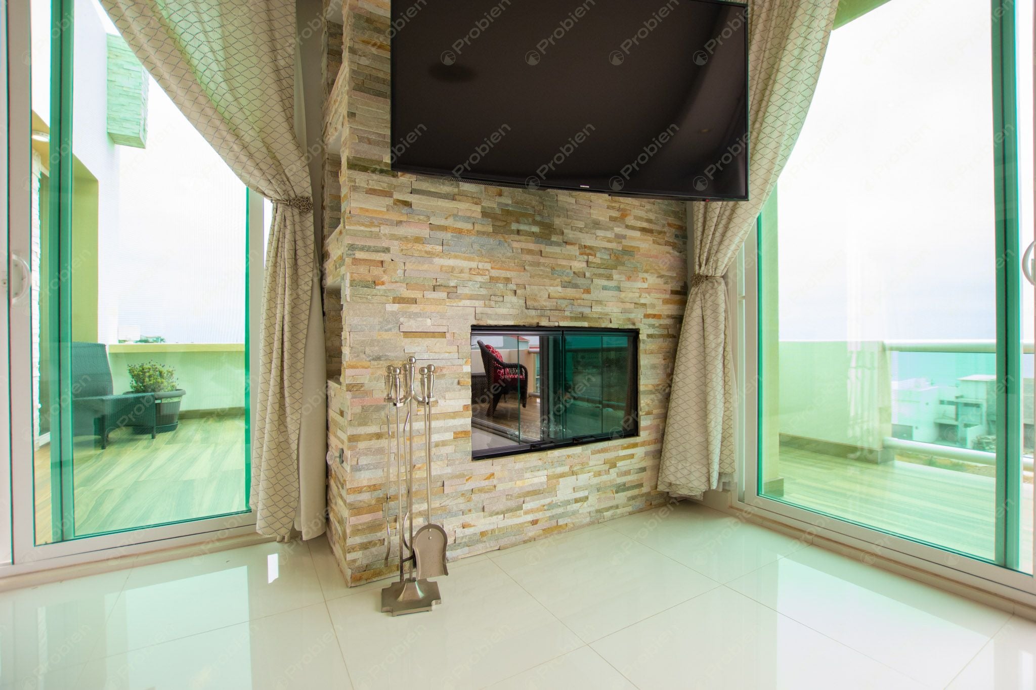 Casa de Lujo en Venta en San Marino – Vista al Mar, Elevador y Acabados Premium - Foto 27 de 36