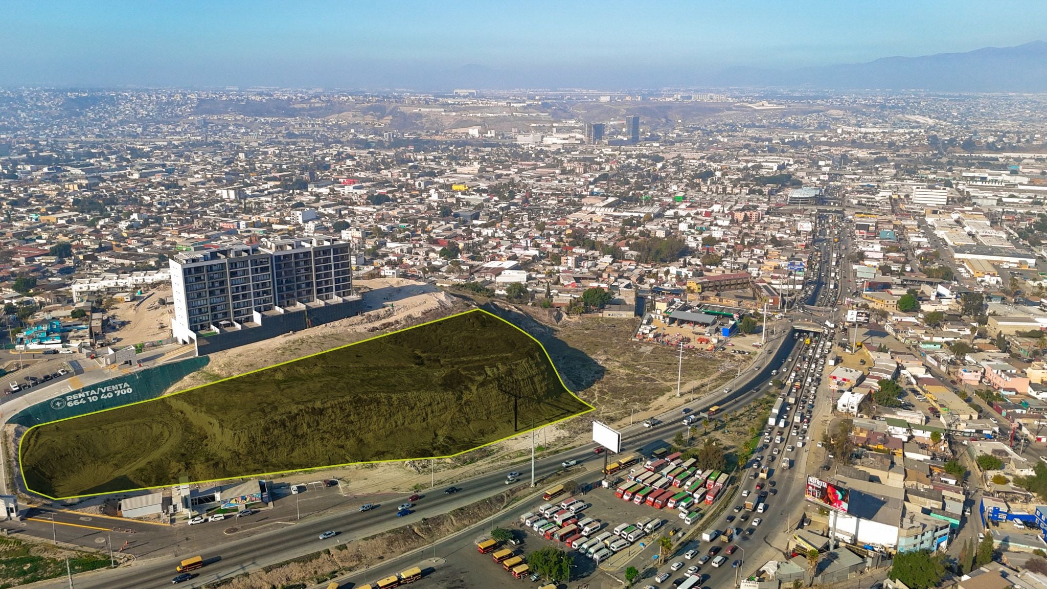 Terreno en Venta en Libramiento Sur - 1.1 ha con Potencial Residencial y Comercial - Foto 23 de 24