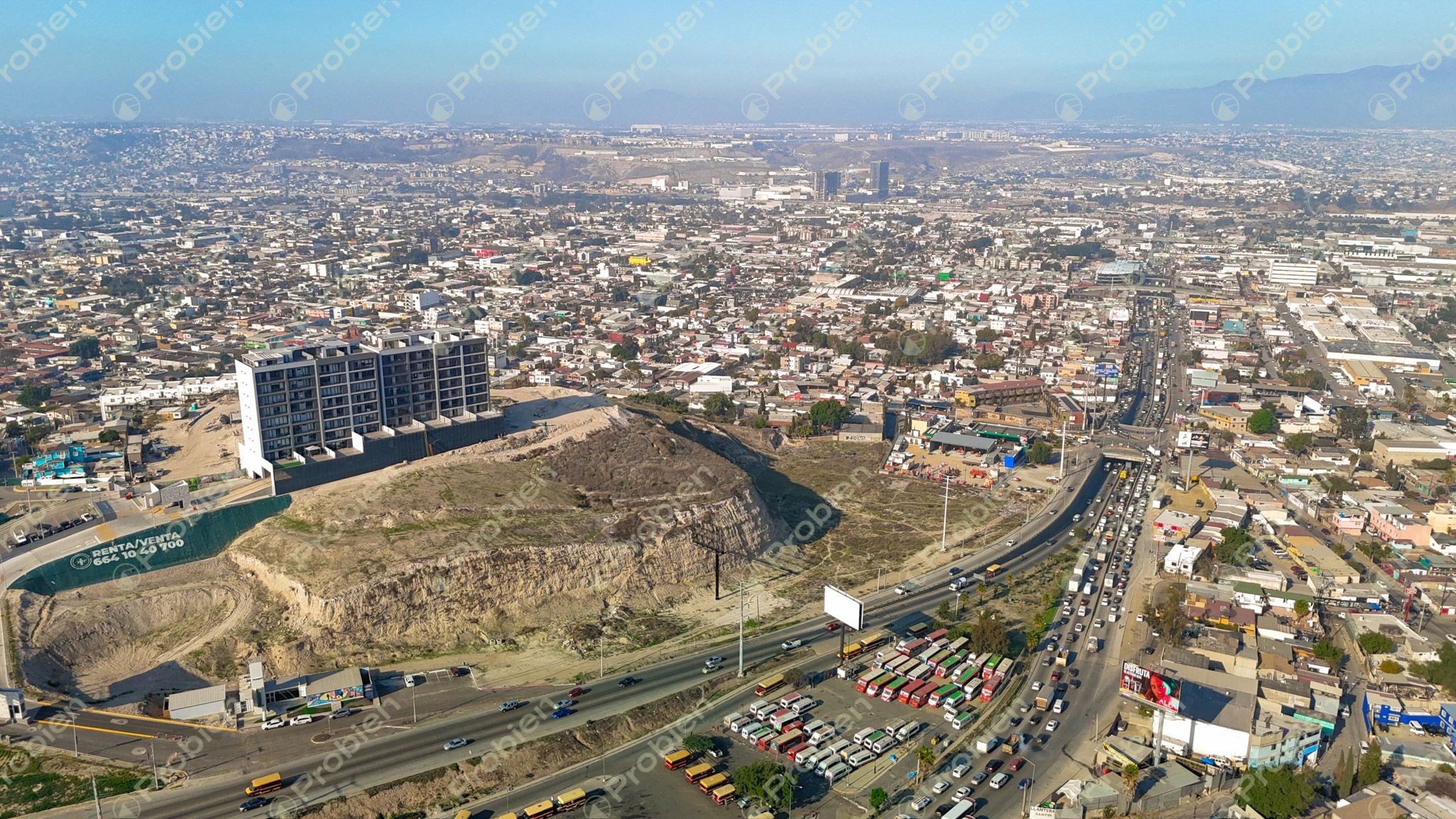 Terreno en Venta en Libramiento Sur - 1.1 ha con Potencial Residencial y Comercial - Foto 8 de 24