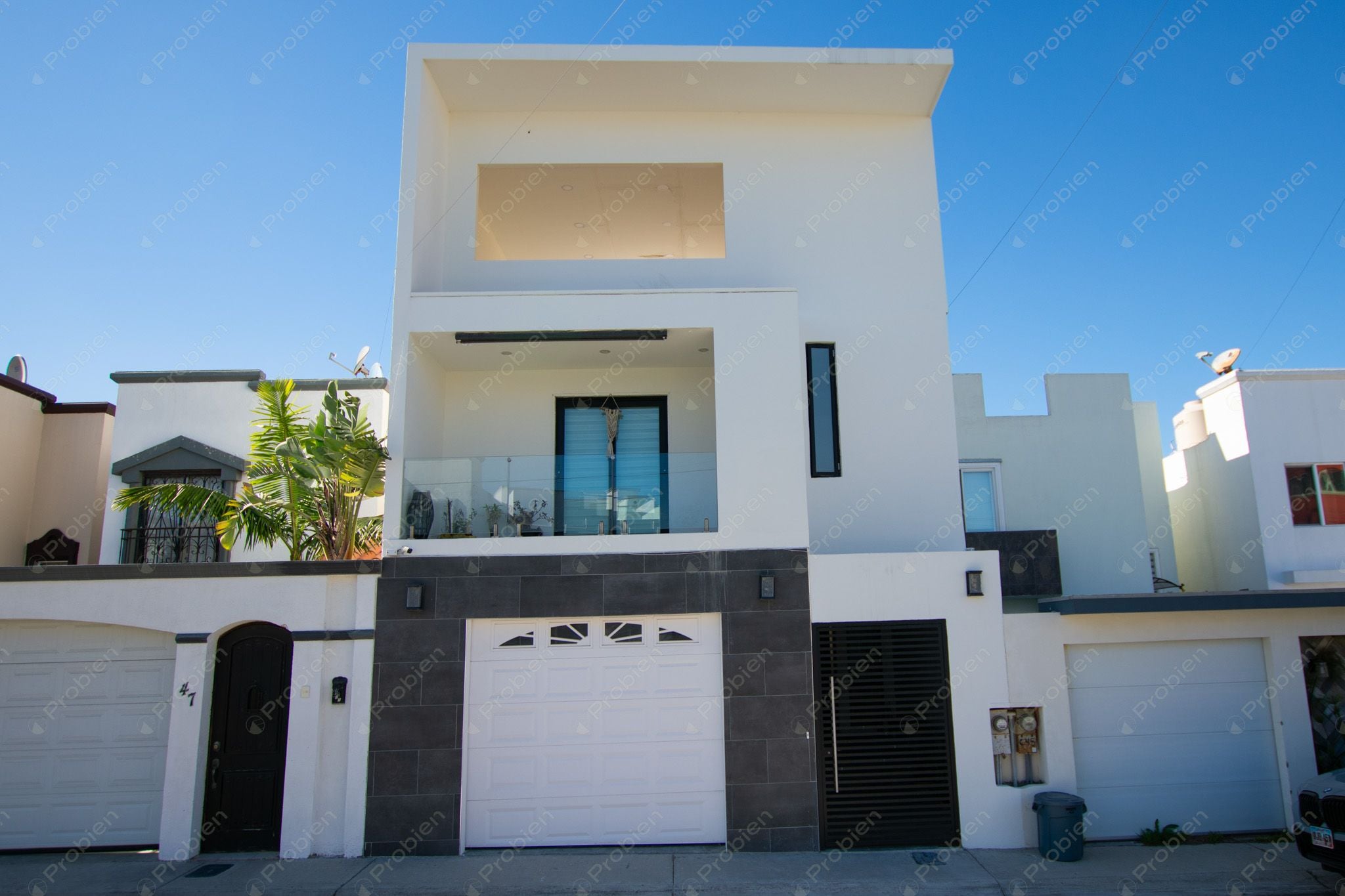 Casa en Renta en Privada Hacienda del Mar – Seguridad, Roof Top y Vista al Mar - Foto 1 de 14