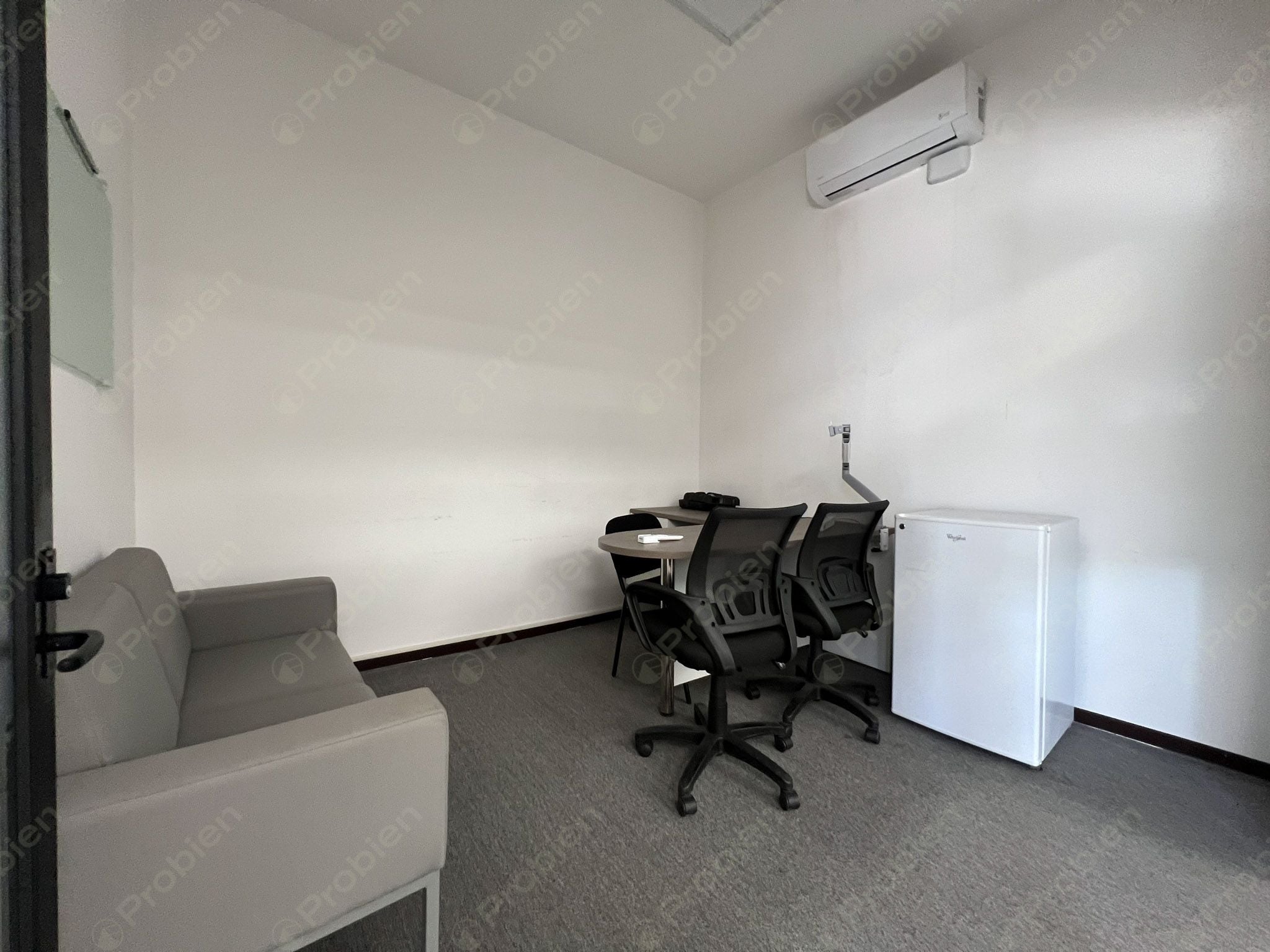 Local en Renta - En Plaza Alameda Otay - Foto 16 de 22