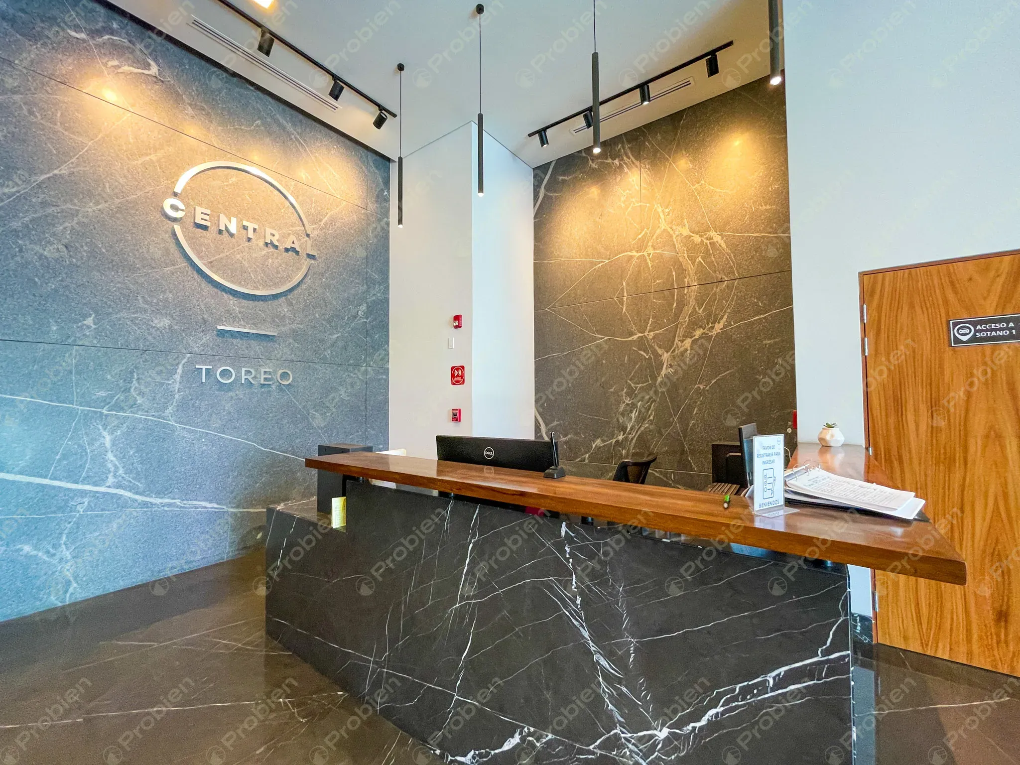 Consultorio médico en renta - Plaza Toreo City Complex Blvd. Agua Caliente - Foto 4 de 25