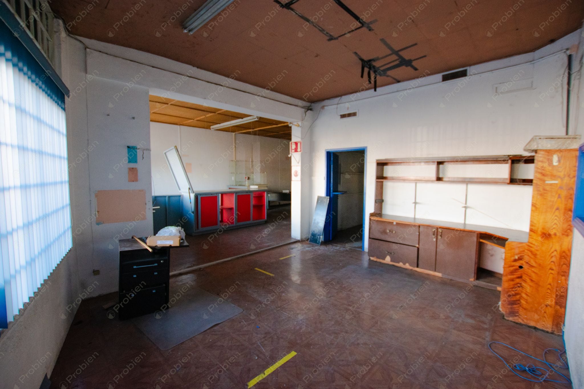 Local comercial en renta sobre Blvd. Agua Caliente, Tijuana, con amplio frente - Foto 12 de 13