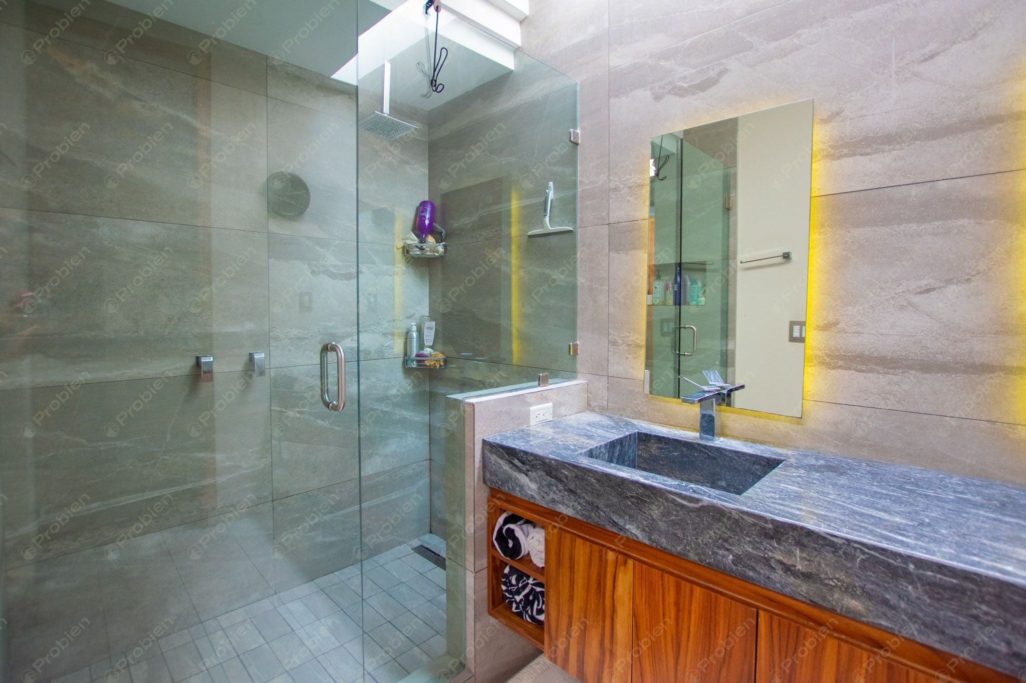 Casa Inteligente en Venta en Hacienda Agua Caliente – Privada Don Juan Eficiencia Energética y Domótica Total - Foto 17 de 22