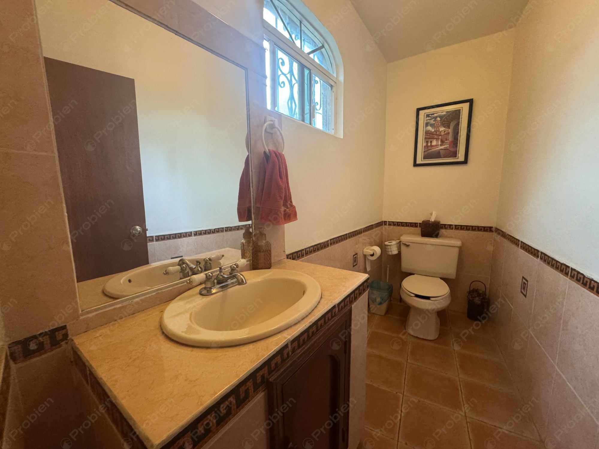 Casa Colonial en Venta en Playas de Rosarito – 460 m² de Terreno - Foto 7 de 15