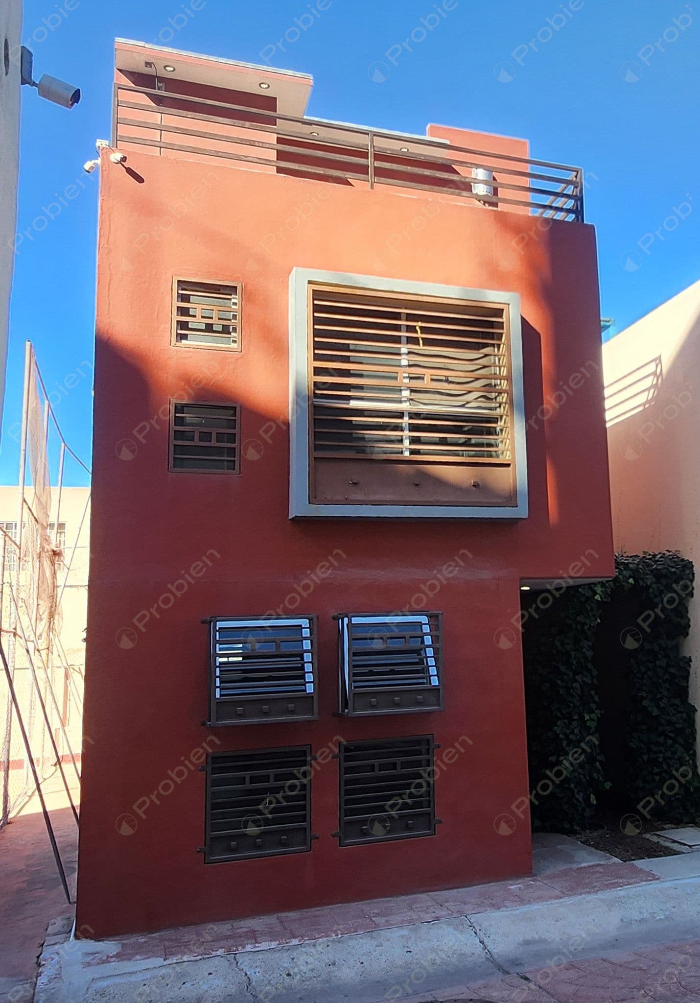 Casa en Venta en Privada El Lago – Excelente Ubicación y Seguridad