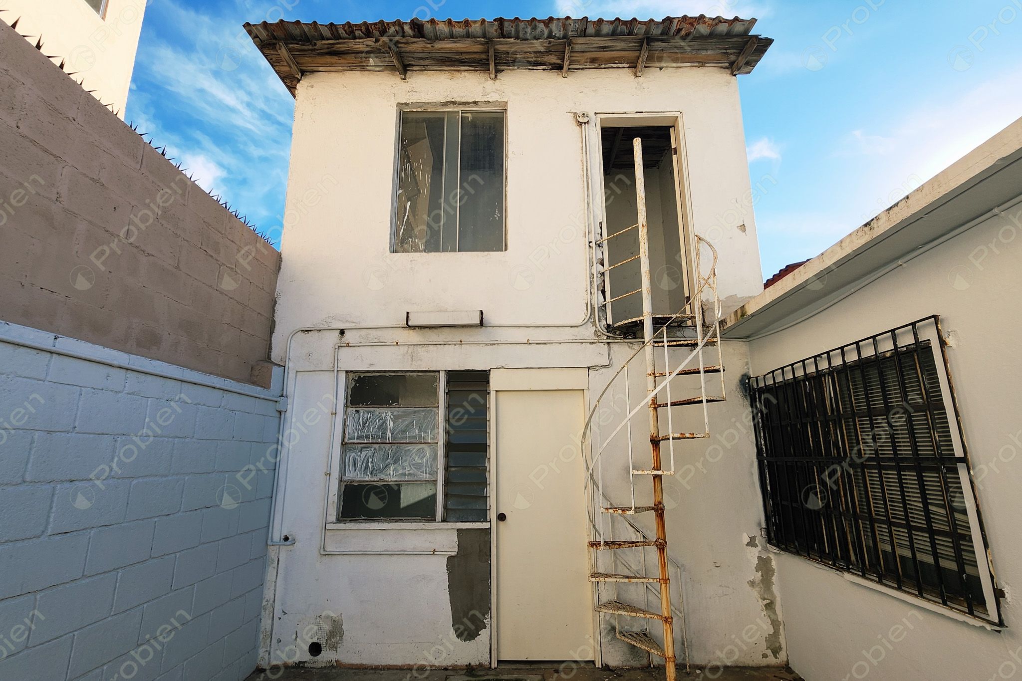 Casa renta en Playas de Tijuana, Calle del Volcán, con amplio patio - Foto 24 de 32